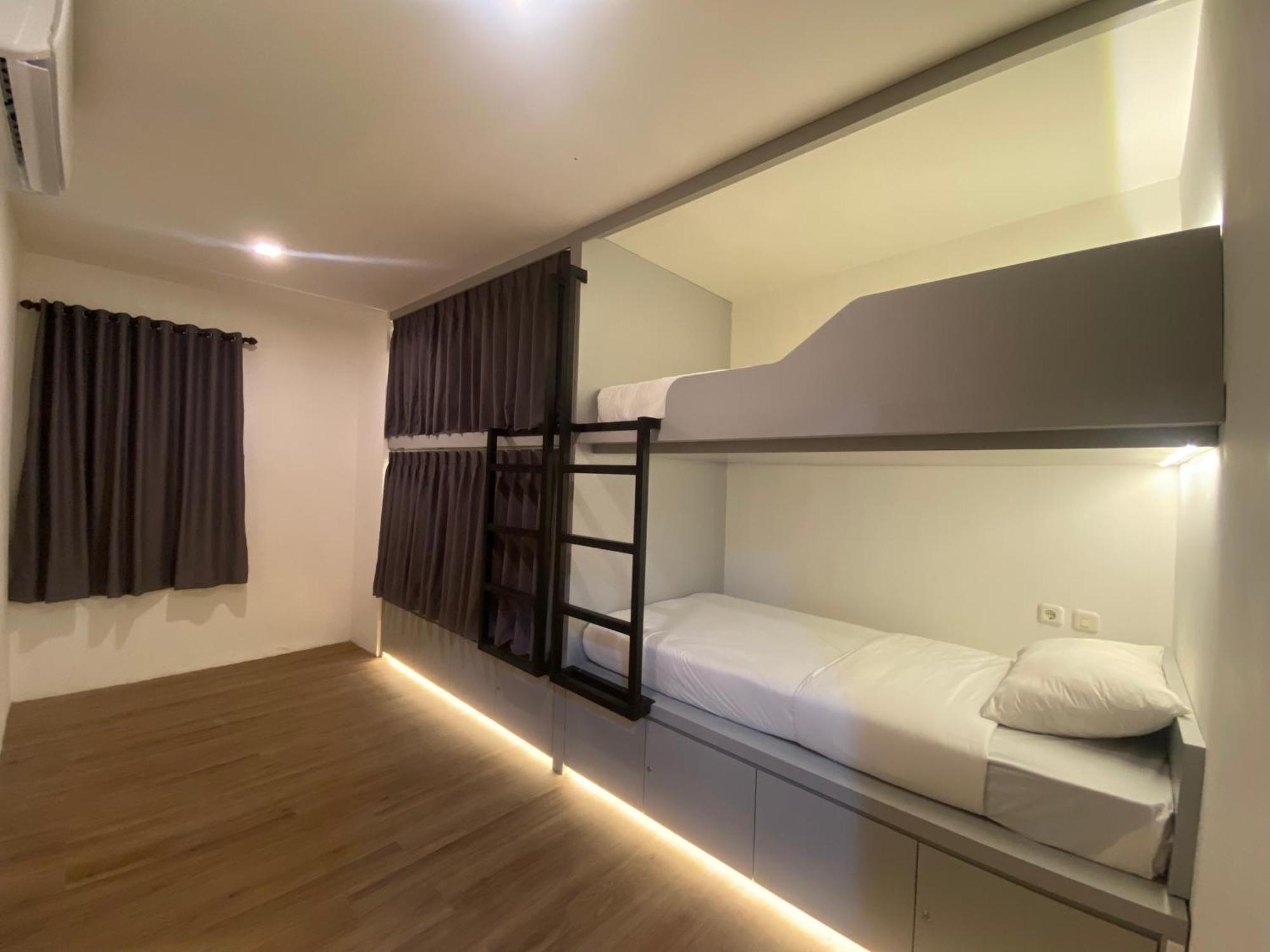 Bdgbox - Sleeping Pod Di Setiabudi